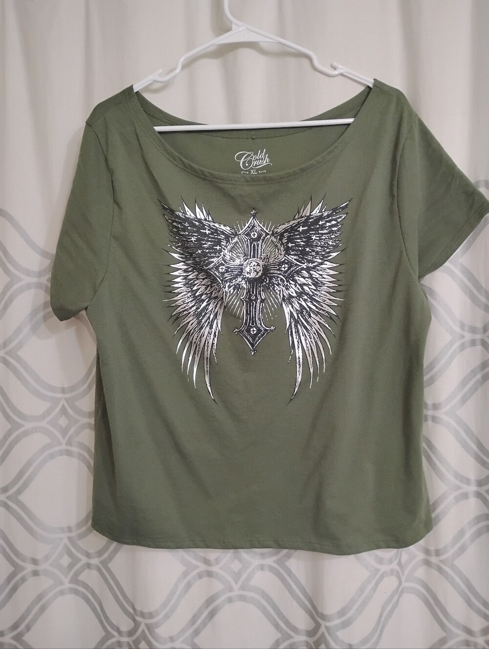 Cold Crush Olive Green Winged Cross Short Sleeve Tee